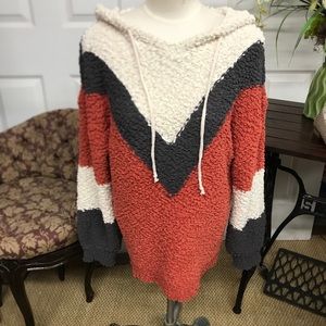 NWT FSL Apparel Hooded Sweater S